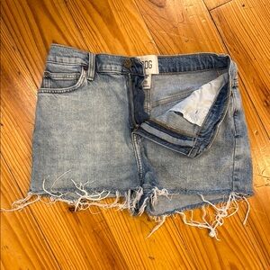 Urban Outfitters BDG Girlfriend short Jean Shorts
